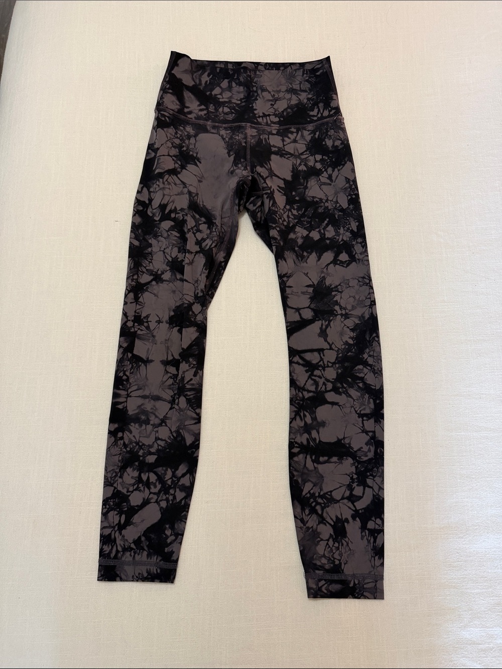 Lululemon Wunder Under Hi-Rise Shibori Magnum Black Tie Dye Leggings Size 4